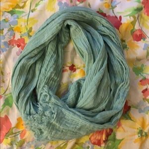 🌦️Come Clean Closet Sale🌦️ Jcrew scarf